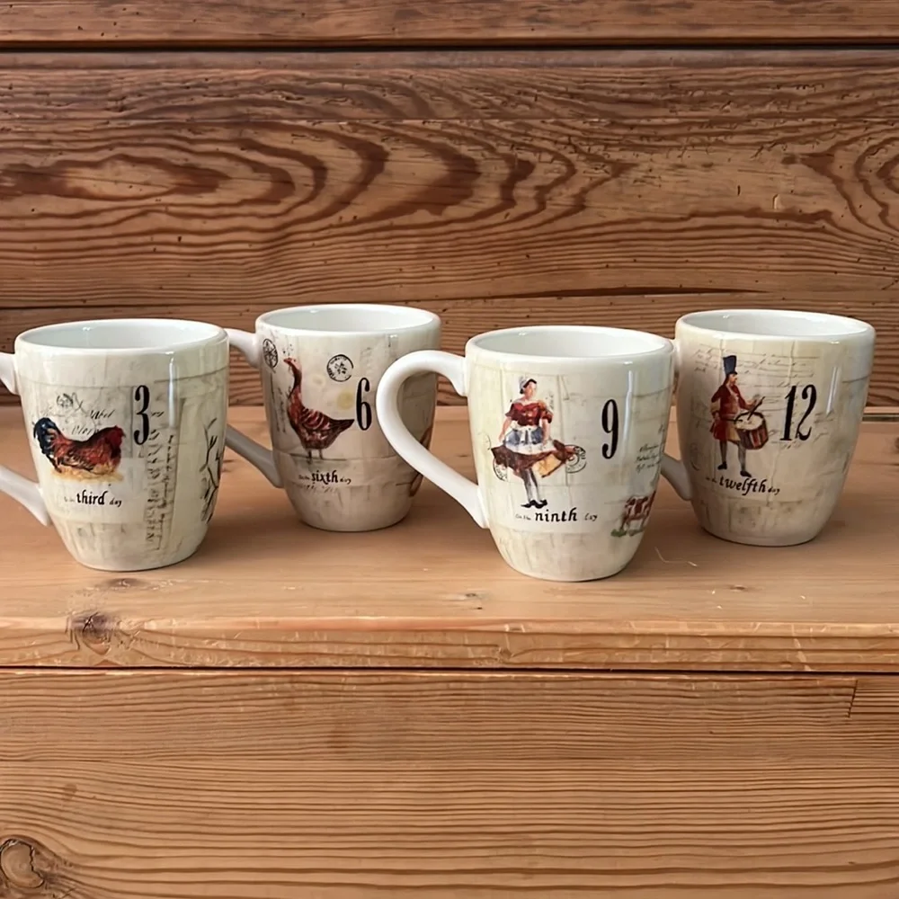 Williams-Sonoma Set of 4 Mugs- 12 Days of Christmas